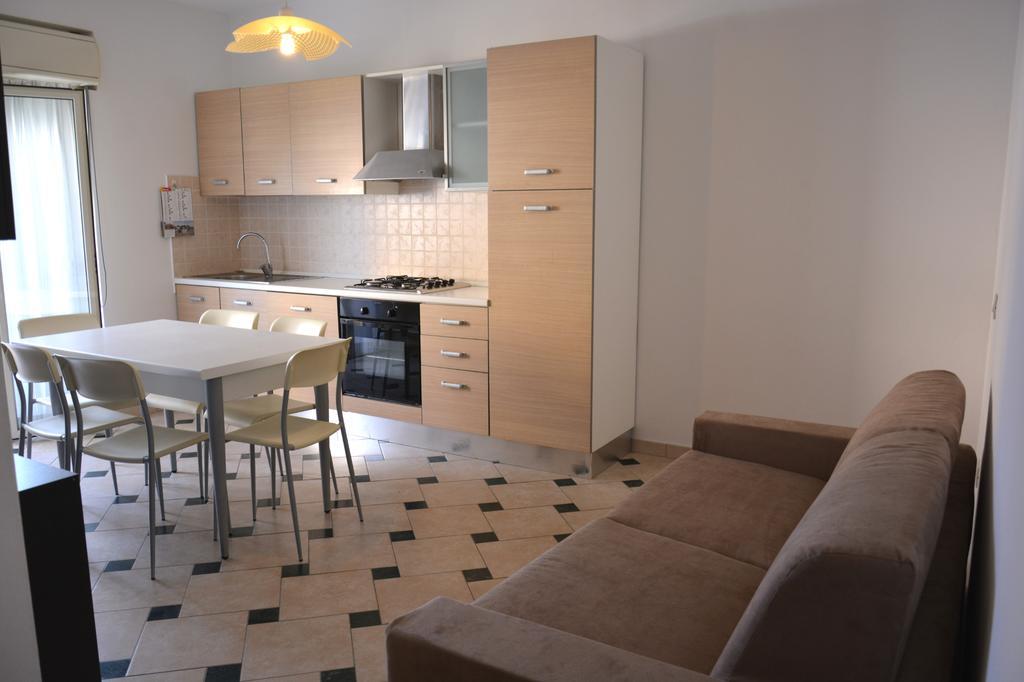 Stella Marina Apartment Alba Adriatica Exterior foto