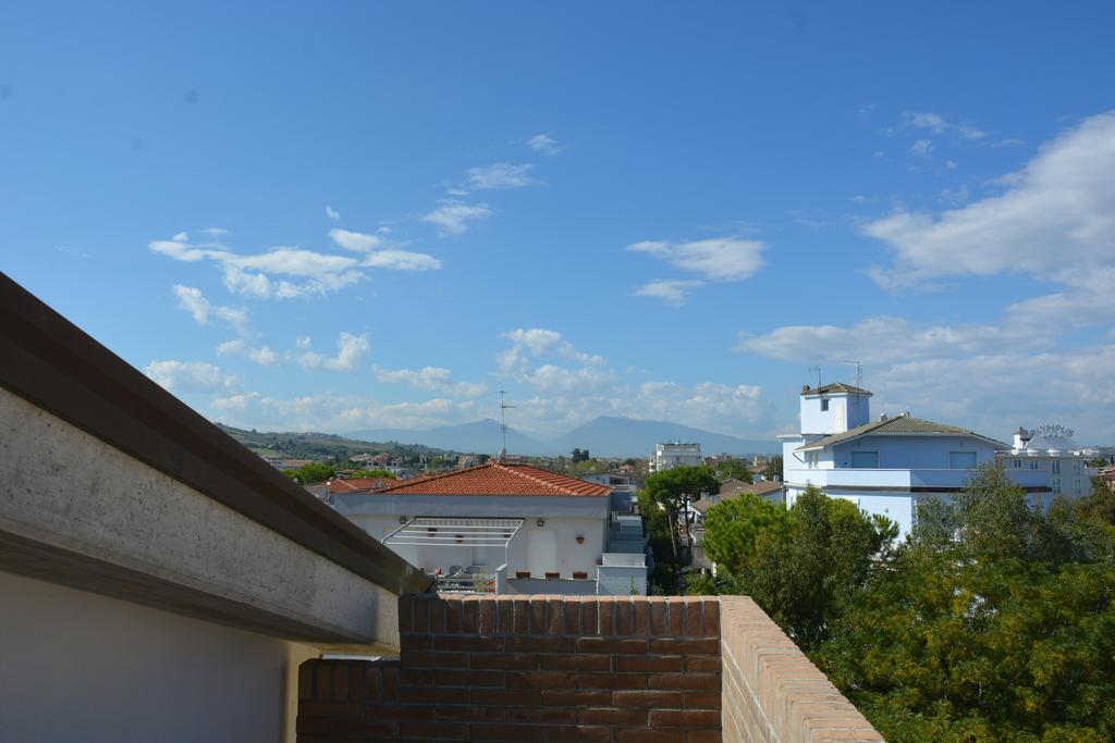 Stella Marina Apartment Alba Adriatica Exterior foto